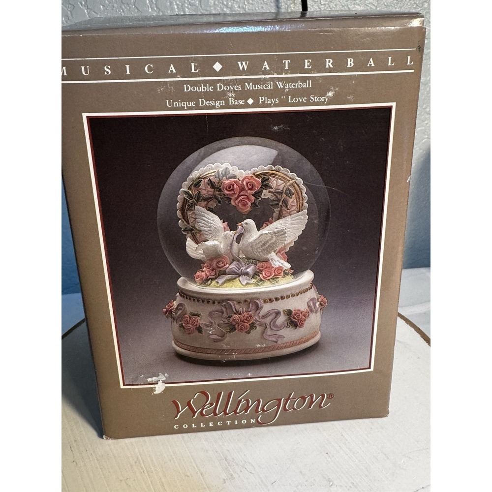 Vintage Musical Snow Globe Double Doves Heart Music Box Plays "Love Song" New - Picture 10 of 11
